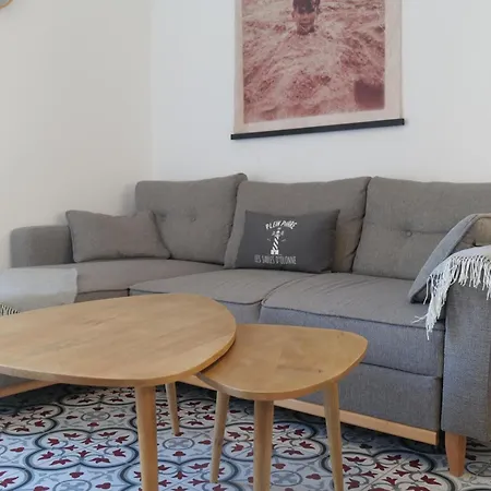 Maison Sablaise Renovee Avec Gout, Idealement Situee, Proche Et Commerces Quartier Arago - 6 Personnes *